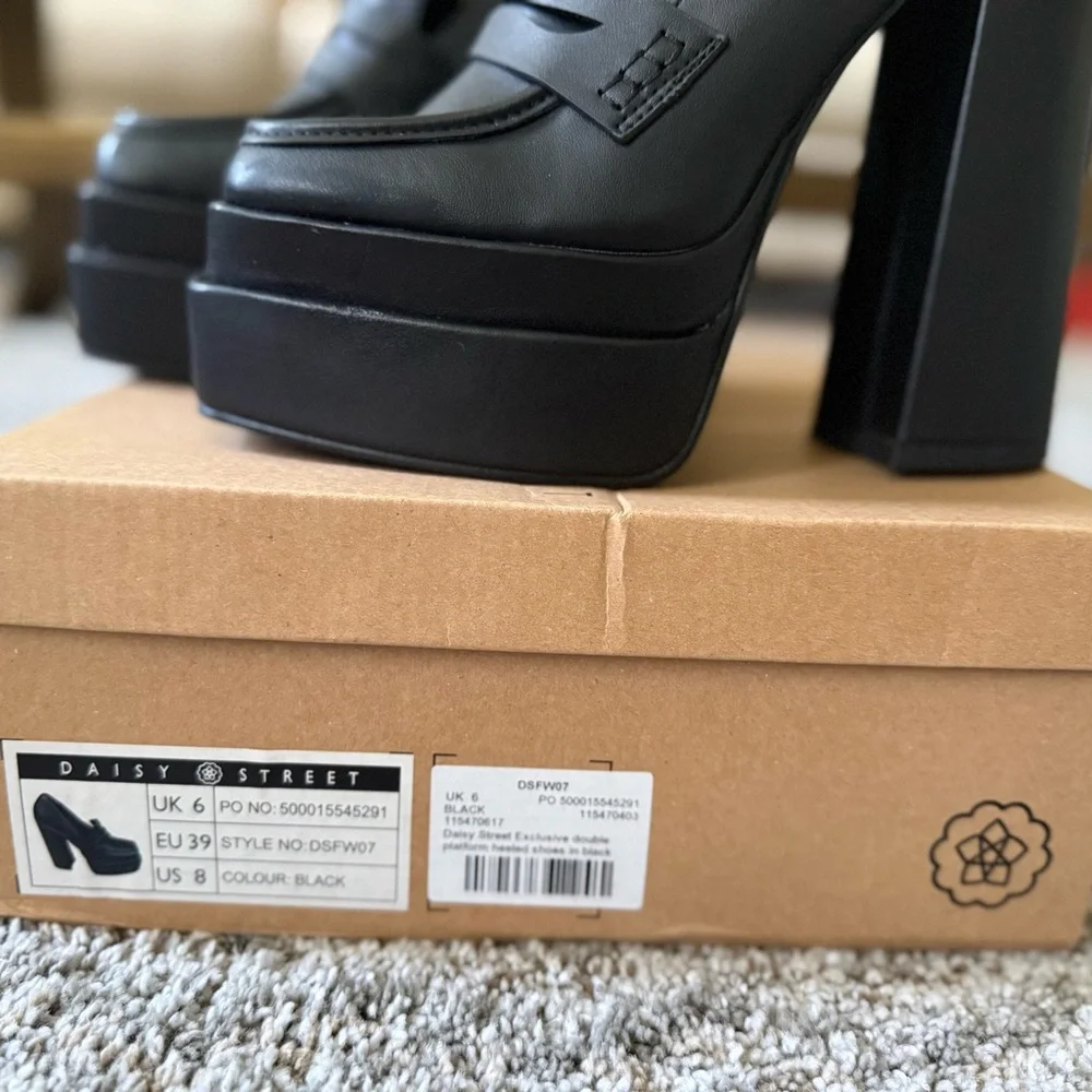 Daisy Street Loafer Platforms 8W | Brand New